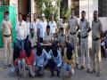 व्यापाऱ्याला लुटणाºया पाच आरोपींना केली अटक - Marathi News | Rob the trader | Latest dhule News at Lokmat.com