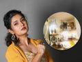 Prajakta Mali : घरातील ‘तो’ फोटो शेअर करत प्राजक्ता माळीची पोस्ट, म्हणाली,“२ कोपरे कौतूकानं..” - Marathi News | Actress prajakta mali awarded with zee yuva 2023 tejaswi chehara shared post | Latest filmy News at Lokmat.com