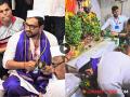 Ashadhi Ekadashi : विठ्ठल मंदिरात भजनात दंग झाला प्रसाद ओक, व्हिडिओ होतोय व्हायरल - Marathi News | ashadhi ekadashi 2024 marathi actor prasad oak took blessings in vitthal mandir video | Latest filmy News at Lokmat.com