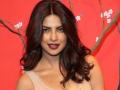 प्रियांका चोप्राला वयाच्या पाचव्या वर्षांपासून आहे ‘हा’ आजार!! - Marathi News | Priyanka Chopra has been suffering from asthma since she was 5 | Latest filmy News at Lokmat.com