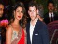 Priyanka Chopra Wedding : सब्‍यासाची नाही तर प्रियांका चोप्रा देणार 'या' डिझायनरला पसंती - Marathi News | Priyanka chopra wedding not sabyasachi designer abu jani and sandeep khosla will design bridal attire for priyanka chopra | Latest filmy News at Lokmat.com