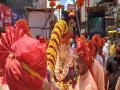रामजी की निकली सवारी, ठेका धरत मानाचा दुसरा श्री तांबडी जोगेश्वरीची जल्लोषात मिरवणूक सुरू  - Marathi News | the procession of Tambadi Jogeshwari ganpati starts in jubilation | Latest pune News at Lokmat.com