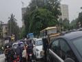 Pune Traffic: पुण्यात सकाळपासून मुसळधार! शहरात प्रचंड वाहतूककोंडी, प्रमुख मार्गांवर वाहनांच्या लांबच लांब रांगा - Marathi News | Heavy rains in Pune since morning! Huge traffic jam in the city, long queues of vehicles on major roads | Latest pune News at Lokmat.com