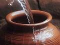 फिल्टरशिवायही पाणी करता येते शुद्ध - ४ पारंपरिक पद्धती, स्वस्त आणि करायला अगदी सोप्या - Marathi News | Water can be purified even without a filter - 4 traditional methods, cheap and very easy to do | Latest sakhi News at Lokmat.com