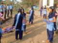 पेणमध्ये पतंग महोत्सवात महिलांची धमाल; विद्यार्थ्यांचा सहभाग - Marathi News | Women participate in kite festival in Penn; Student participation | Latest raigad News at Lokmat.com