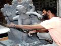 गणेश मूर्तिकारांची लगबग; बाप्पाच्या आगमनाचे वेध - Marathi News | The longevity of Ganesh sculptors | Latest raigad News at Lokmat.com
