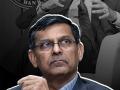 "तुम्हाला नोकरीवरुन काढून टाकू.," Raghuram Rajan यांना कोण देत होतं धमकी; नंतर RBI गव्हर्नरांनी काय केलं? - Marathi News | Who was threatening Raghuram Rajan Fire you from your job What did the RBI governor do later | Latest business News at Lokmat.com