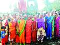 प्रामाणिक हेतूला गवसले सहकार्याचे हात , वढाव गावच्या १८१ महिलांचे श्रम झाले कमी - Marathi News | With the help of honest support, 181 women of the village of Badavav decreased their labor | Latest raigad News at Lokmat.com