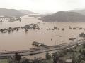 विक्रमी पावसाने जिल्ह्यात परिस्थिती गंभीर - Marathi News | The situation is severe in the district with record rainfall | Latest raigad News at Lokmat.com