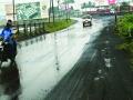 रायगडमध्ये अवकाळी पाऊस, नागरिकांसह शेतक-यांची उडाली तारांबळ - Marathi News | Rains in Raigad, farmers, including residents, continue to bleed | Latest raigad News at Lokmat.com