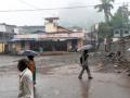 रायगडला पुन्हा ‘अवकाळी’ पावसाचा फटका; आंबापीक धोक्यात - Marathi News | Raigad again hit by 'untimely' rains | Latest raigad News at Lokmat.com
