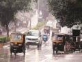 Pune Rain: पुण्यात पावसाची धुव्वादार बॅटिंग; विजांच्या कडकडाटात अन् ढगांच्या गडगडाटात पावसाला सुरुवात - Marathi News | Pune Rain: Misty batting of rain in Pune; The rain started with thunder and lightning | Latest pune News at Lokmat.com