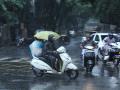 Maharashtra Rain Update: रेनकोट - छत्री सोबत ठेवा; पुढील ३ तासात राज्यात पावसाचा अंदाज; अनेक जिल्ह्यांमध्ये रेड अलर्ट - Marathi News | citizens carry a raincoat umbrella forecast of rain in the maharashtra state in next 3 hours Red alert in many districts | Latest pune News at Lokmat.com