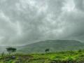 Maharashtra Weather Update: उन्हाने त्रस्त नागरिकांना थोडाफार दिलासा; राज्यात पुढील २, ३ दिवसात पावसाची शक्यता - Marathi News | Some relief for citizens suffering from the heat; Rain likely in the state in the next 2-3 days | Latest pune News at Lokmat.com