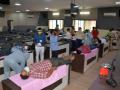 महसूल अधिकारी, कर्मचाऱ्यांचे रक्तदान - Marathi News | Blood donation of revenue officers, employees | Latest dhule News at Lokmat.com