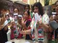 राष्ट्रवादीच्या रणरागिणी राम कदमांना भिडल्या; दाखवला इंगा - Marathi News | NCP's women worker condemn on ram kadam | Latest mumbai News at Lokmat.com