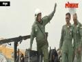 तेजस भरारीचा अनुभव अतिशय थ्रिलिंग- राजनाथ सिंह - Marathi News | Tejas Aircraft Flies Experience Very Thrilling - Rajnath Singh | Latest national Videos at Lokmat.com