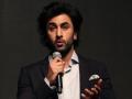 मोठ्ठीचं हिरोईन हवी! ‘संजू’च्या यशानंतर रणबीर कपूरचे नखरे!! - Marathi News | Ranbir Kapoor is reconsidering his involvement in the Luv Ranjan next project. | Latest filmy News at Lokmat.com