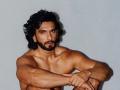 Ranveer Singh Photoshoot: न्यूड फोटोशूटमुळे रणवीर सिंग अडचणीत; चेंबूर पोलीस ठाण्यात तक्रार दाखल - Marathi News | Bollywood Actor Ranveer Singh Nude Photoshoot on Instagram Complaint registered against him in Mumbai Chembur Police Station | Latest filmy News at Lokmat.com
