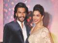 Deepika Padukone Ranveer Singh Wedding: दीपिका पादुकोण व रणवीर सिंग या दोघांचीही नजर काढा - करण जोहर - Marathi News | Deepika Padukone Ranveer Singh Wedding: Deepika Padukone and Ranveer Singh - Both Karan Johar | Latest filmy News at Lokmat.com
