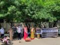 केंद्र सरकारने जनतेचा विश्वासघात केला; पुण्यात राष्ट्रवादीने गॅस अन् सिलेंडरचं श्राद्ध घालत केले आंदोलन - Marathi News | With the rising cost of living, death seems to be cheaper than living | Latest pune News at Lokmat.com