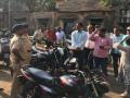 महापालिकेचे टेंडर निघेल तेव्हा निघेल वाहतळात रिक्षा थांबवा - राज्यमंत्री रवींद्र चव्हाण - Marathi News | Minister of State Ravindra Chavan - Stop the rickshaw while traveling from the municipal tender | Latest thane News at Lokmat.com