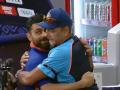 Farewell captain Virat Kohli and coach Ravi Shastri: विराट कोहली अँड टीम इंडियाला निरोप देताना भावनिक झाले रवी शास्त्री; मारली कडकडून मिठी, See Pic - Marathi News | T20 World Cup, India vs Namibia Live Update : The hug between Virat Kohli and Ravi Shastri, it's an End of an Era in Indian cricket, See pic | Latest cricket Photos at Lokmat.com