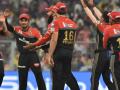 IPL 2019 RCB vs CSK : धोनीचा संघर्ष, पण चेन्नईचा विजय एका धावेने हुकला - Marathi News | IPL 2019 RCB vs CSK Dhonis 84 Goes in Vain as RCB Win by One Run | Latest cricket News at Lokmat.com