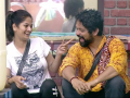 Bigg Boss Marathi च्या घरात असं रंगत गेलं राजेश आणि रेशम यांच्यातील नातं - Marathi News | relation between rajesh shringarpure and resham tipnis in bigg boss marathi on colors tv | Latest filmy Photos at Lokmat.com