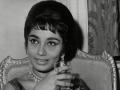 Sadhana Birthday Special :कधी होती सर्वाधिक महागडी अभिनेत्री, अखेरच्या दिवसांत आली भाड्याच्या घरात राहण्याची वेळ!! - Marathi News |  When was the most expensive actress, last time there was a stay in a rented house !! | Latest filmy News at Lokmat.com