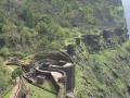 महाड ते रायगड किल्ला राष्ट्रीय महामार्गावरील ठेकेदार बदला - Marathi News | Change contractor on Mahad to Raigad Fort National Highway | Latest raigad News at Lokmat.com