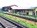 इंदापूर रेल्वेस्टेशन प्रवासी वाहतुकीसाठी महिनाभर बंद - Marathi News | Indapur Railway Station closed for a month in raigad | Latest raigad News at Lokmat.com