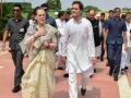 सोनिया, राहुल, प्रियांका गांधी यांची एसपीजी सुरक्षा काढली - Marathi News | SPG security of Sonia, Rahul, Priyanka Gandhi removed | Latest national News at Lokmat.com