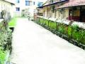 नेरळमधील रस्ताच गेला चोरीला, ग्रामस्थाची तक्रार - Marathi News | The road in Neral was stolen, villagers complained | Latest raigad News at Lokmat.com