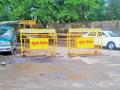 सोय की गैरसोय; कोणाच्या सोयीसाठी केला रस्ता बंद? - Marathi News | Disadvantages of convenience; Road closure for whose convenience? | Latest mumbai News at Lokmat.com