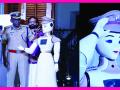 रोबोट पोलिसांच्या भरतीमुळे नोकऱ्या जातील कि येतील? - Marathi News | Will police officers be replaced by robots or more jobs will be created? | Latest oxygen News at Lokmat.com