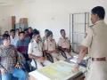 रोह्यात पोलीस कर्मचाऱ्यांनी गिरवले मानसशास्त्राचे धडे - Marathi News | Police psychology lessons held by police personnel in Roh | Latest raigad News at Lokmat.com