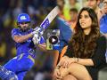 IPL 2023: Mumbai Indians च्या विजयानंतर Rohit Sharma ला भरमैदानात पत्नी रितिकाचा व्हिडीओ कॉल, पुढे काय घडलं... पाहा Video - Marathi News | IPL 2023 MI vs DC Video call from wife Ritika to Rohit Sharma just after Mumbai Indians first win of the season against Delhi Capitals watch video | Latest cricket News at Lokmat.com