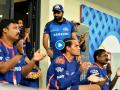 IPL 2020 : KXIPविरुद्धच्या थरारक सामन्यात MI चा कर्णधार रोहित शर्मानं दिली शिवी; Video Viral - Marathi News | Watch Video : Rohit Sharma Caught Saying ‘Behe***d’ During Thrilling Clash Against KXIP | Latest cricket News at Lokmat.com