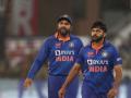 IND vs NZ 2nd ODI : मोठी बातमी : दुसऱ्या वन डेपूर्वी टीम इंडियाला ICC ने दिला दणका; रोहित शर्मावर बंदीची टांगती तलवार - Marathi News | IND vs NZ 2nd ODI : India have been fined 60% of their match fees for slow overrate against New Zealand in the first ODI  | Latest cricket News at Lokmat.com
