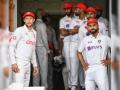 India vs England 2nd Test Live : इंग्लंडच्या टीमसह भारतीय खेळाडू लाल टोपी घालून उतरले मैदानावर, जाणून घ्या त्यामागचं कारण! - Marathi News | India vs England 2nd Test Live Cricket Score : Here is why Team India is wearing red caps on day 2 at the Lord’s | Latest cricket Photos at Lokmat.com