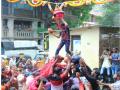 Dahi Handi 2018 : ...अाणि त्यांनी सुद्धा थर लावून फाेडली दहीहांडी - Marathi News | ... and they also celebrate Dahihandi | Latest pune News at Lokmat.com