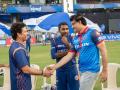 IPL 2019 : ग्रेट भेट! सचिन आणि गांगुली मैदानात उतरतात तेव्हा... - Marathi News | IPL 2019: When Sachin tendulkar and saurav Ganguly meet on wankhede stadium ... | Latest cricket News at Lokmat.com