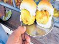 कार्यकर्त्यांनो, यथेच्छ मारा वडापाववर ताव; जिल्हाधिकाऱ्यांकडून स्वस्त दरपत्रक जारी - Marathi News | Loksabha Election 2024 - Cheap price list issued by the Collector in mumbai | Latest mumbai News at Lokmat.com