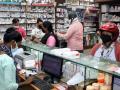 शॉपिंग सेंटर, मॉल्स वगळता जिल्ह्यात सर्व दुकानांना मिळाली परवानगी - Marathi News | All shops in the district except shopping centers, malls got permission | Latest solapur News at Lokmat.com