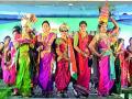 निसर्गरंगी रंगला सखी मंचचा ‘श्रावण सोहळा’ - Marathi News | 'Shravan Ceremony' of Sakhi Manch, a colorful forum | Latest nagpur News at Lokmat.com