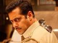 सलमान खानने घेतला धसका! बदलली ‘दबंग 3’ची रिलीज डेट!! - Marathi News | salman khan once again changed dabangg 3 release date because of aamir khans thugs of hindostan | Latest filmy News at Lokmat.com