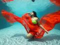 SEE PICS! Throwback pictures of Sameera Reddy's underwater maternity photoshoot goes viral - Hindi News | SEE PICS! Throwback pictures of Sameera Reddy's underwater maternity photoshoot goes viral | Latest entertainment Photos at Lokmattimes.com