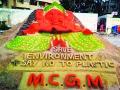 वाळूशिल्पातून पर्यावरणपूरक संदेश - Marathi News | Eco-friendly message from Walnshilpa | Latest mumbai News at Lokmat.com