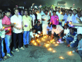 सांगली-पेठ रस्त्यावरील खड्डे उजळले दिव्यांनी! - Marathi News | Sangli-Peth road paved the way to the light! | Latest sangli News at Lokmat.com